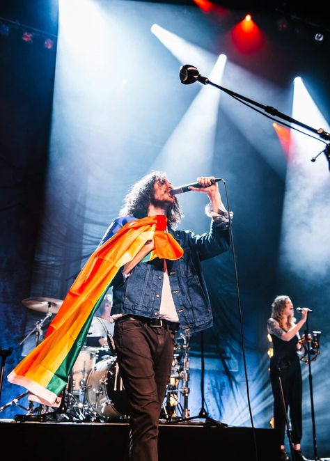 Hozier With Pride Flag, Hozier Pride Flag, Hozier Jesus, Hozier Vibes, Andrew Hozier, Bog Man, Tree Man, Trans Flag, In Love With Him