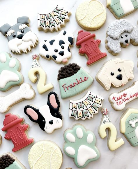 Birthday Dog Cookies, Dog Party Cookies Decorated, Two Let The Dogs Out Party Cookies, Dog Birthday Party Cookies, Puppy Birthday Party Cookies, Dog Treats Decorated, Golden Doodle Cookies, Puppy Decorated Cookies, Dog Birthday Cookies Decorated