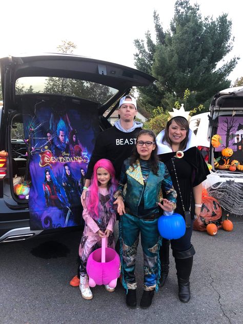 Disney Descendants Halloween Trunk or treat Descendants Trunk Or Treat Ideas For Cars, Descendants Trunk Or Treat Ideas, Descendants Trunk Or Treat, Trunk Or Treat Disney, Halloween Trunk Or Treat, Trunk Or Treat Ideas, Search Pins, Treat Ideas, Disney Descendants