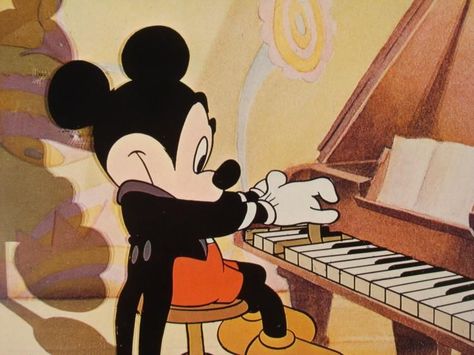 Mickey Mouse can play too Famous Pianist, Playing The Piano, The Piano, No Time, Keyboard, To Learn, Piano, Musical