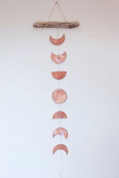 Moon Phase Wall Hanging, Clay Wall Hanging, Keramik Design, Clay Wall, Wall Hanging Diy, Clay Art Projects, Diy Crafts Hacks, Gold Moon, Diy Clay Crafts