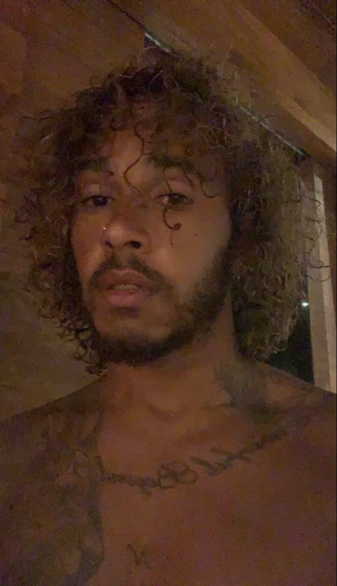 Lewis Hamilton Hair Down, Lewis Hamilton Curly Hair, Lewis Hamilton Hair, Lewis Hamilton Back, Sir Lewis Hamilton, Hamilton Wallpaper, Lewis Hamilton Formula 1, F1 Lewis Hamilton, Loose Hair