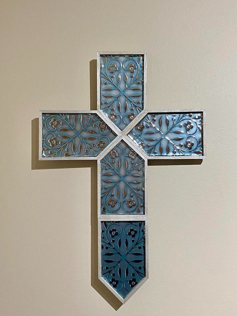 Cross Arrangements, Dollar Tree Cross, Easter Crafts Dollar Store, Burlap Cross, Mosaic Crosses, Wooden Crosses, Cross Crafts, Crafts Decor, Diy Dollar Store Crafts