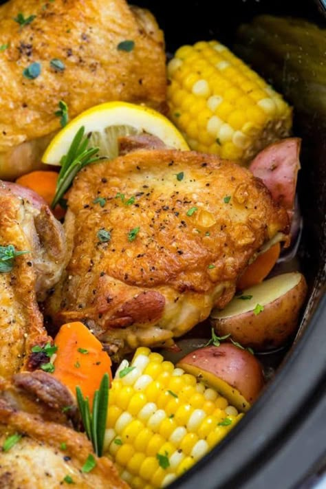 Chicken Thighs In Slow Cooker, Pork Tenderloins, Chicken Breast Crockpot Recipes, Slow Cooker Chicken Thighs, Chicken Tonight, Crockpot Dinners, Chicken Crockpot, Chicken Thigh Recipes Crockpot, Potatoes Carrots