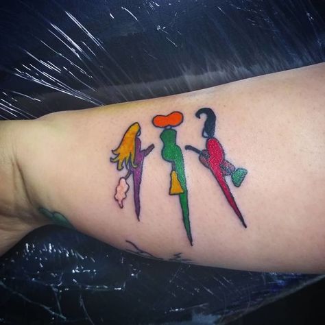 Sanderson Sisters Tattoo Ideas, Hocus Pocus Tattoo Sisters, Binx Tattoo, Sanderson Sisters Tattoo, Tattoos Freedom, Small Halloween Tattoos, Hocus Pocus Tattoo, Bestie Tats, Tattoos Faith