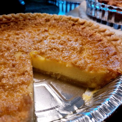 Baked Egg Custard, Buttermilk Pie Recipe, Egg Custard Pie, Buttermilk Pie, Southern Desserts, Egg Custard, Custard Pie, Butter Pie, Keto Foods