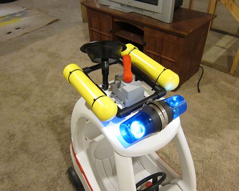 Ghostbusters Building, Little Tikes Makeover, Ghost Busters Birthday Party, Ghostbusters Car, Ghostbusters Party, Police Lights, Baby Mine, How To Make Stencils, Easy Halloween Crafts