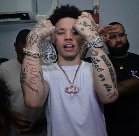 Ohgeesy Tattoo, Future Tattoos Rapper, Rappers Tattoos, Drip Tattoo, Loyalty Tattoo, Lil Mosey, Cultura Hip Hop, Bronx Rappers, Tattoo New