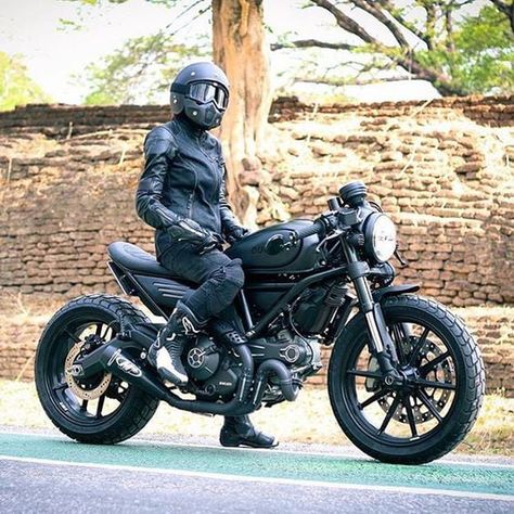 Ducati Scrambler Ducati Scrambler Custom, Ducati Monster 796, Cb400 Cafe Racer, Yamaha Xjr 1300, Scrambler Cafe Racer, Ducati Xdiavel, Cb 750 Cafe Racer, Scrambler Icon, Ducati 999