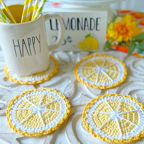 Lemon Coasters, Coaster Projects, Crochet Coaster Pattern, Crochet Kitchen, Crochet Decoration, Warm Yellow, Crochet Fashion Patterns, Easter Crochet, Baseball Game