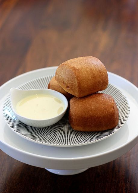 Almost Bourdain: Mantou 饅頭 (Chinese Steamed Buns) Chinese Steamed Buns, Fried Bread Recipe, China Food, Sweet Buns, Fry Bread, Bun Recipe, Steamed Buns, Asian Desserts, Milk Recipes