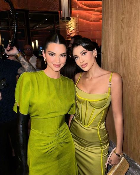 Restaurant In Dubai, Nobu Restaurant, Kendal Jenner, Classic Prom Dress, Dresses For Spring, Neon Dresses, Sleek Dress, Affordable Prom Dresses, Jenner Outfits