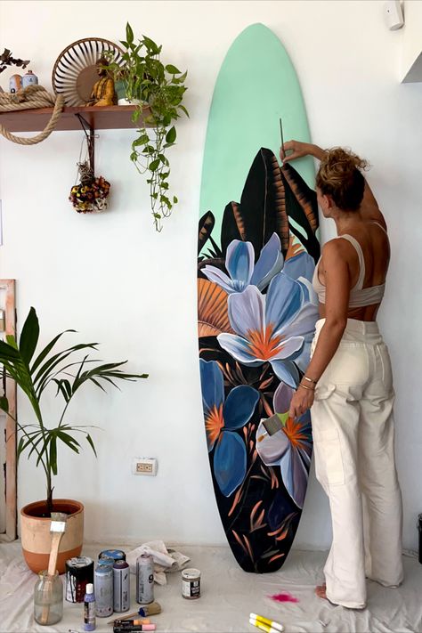 Custom surfboard for indoor design idea Painting A Surfboard, Custom Surfboard Design, Surfboard Design Art, Surf Board Designs Surfboard Art, Cool Surfboard Designs, Painted Surf Board, Surf Boards Designs, Diy Surfboard Decor, Painted Surfboard Ideas