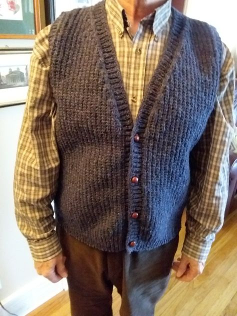 April 2020 - Terry's sweater in wool from the Aran Islands Old Man Sweater, Workwear Men, Vest Outfits Men, Sweater Vest Outfit, Aran Islands, Sweater Vest Mens, Little Shop Of Horrors, Old Sweater, Grandpa Sweater