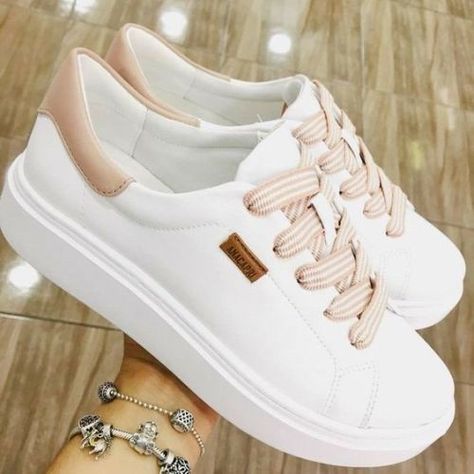 Sepatu Platform, Trending Womens Shoes, White Tennis Shoes, Kawaii Shoes, Running Trainers, Fresh Shoes, Girly Shoes, Aesthetic Shoes, Girls Sneakers