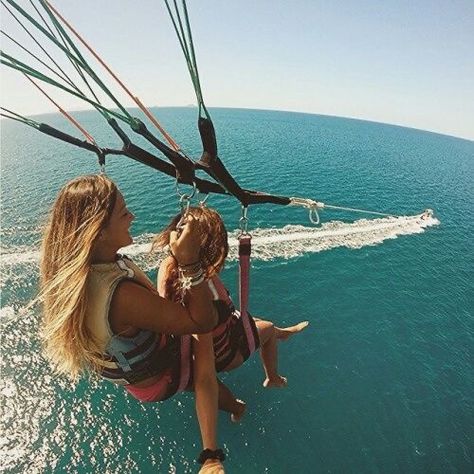 Photographie Indie, Drømme Liv, Lev Livet, Fun Adventure, Wallpaper Laptop, Wallpaper Tumblr, Parasailing, Summer Plans, Summer Goals