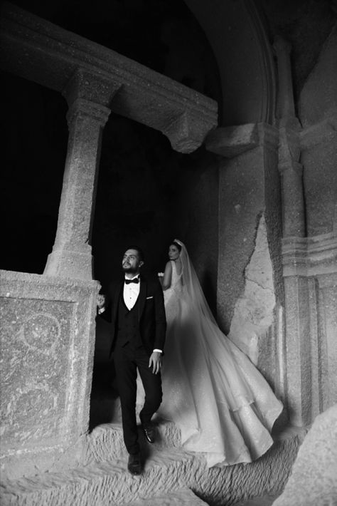 Post wedding photo shoot in Cappadocia 💫 #bride #groom #wedding #photoshoot #love Groom Wedding Photoshoot, Cappadocia Wedding, Wedding Nature, Wedding Photo Shoot, Prewedding Photography, Nature Wedding, Post Wedding, Wedding Photoshoot, Wedding Photo