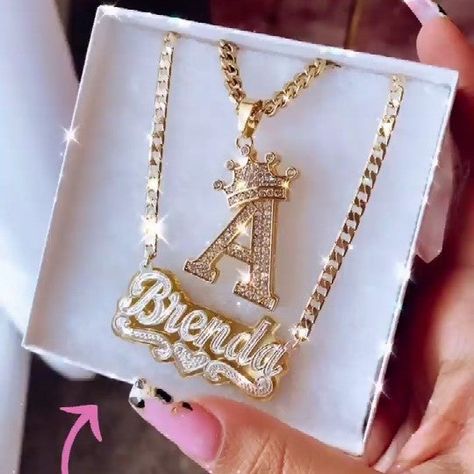 Dope Jewelry Accessories, Expensive Jewelry Luxury, Bullet Jewelry, Jewelry Accessories Ideas, Initial Necklace Gold, Dope Jewelry, Jewelry Fashion Trends, Expensive Jewelry, Girl Friend