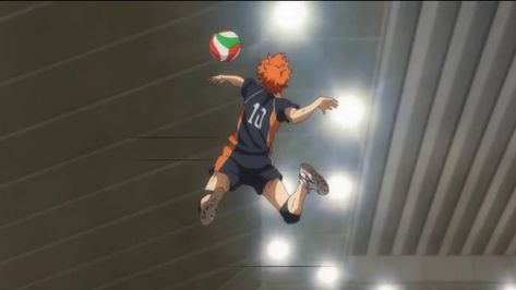 Haikyuu. Hinata Haikyuu Ball, Haikyuu Spike, Haikyuu Hinata, Hinata Shoyo, Back View, Haikyuu Anime, Drawing Tips, Haikyu!!, Ball Exercises