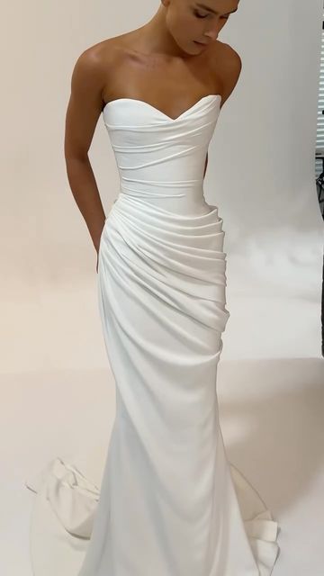 Strapless Draped Wedding Dress, Ruched Wedding Dress A Line, Wedding Dress Strapless Simple, Draped Neckline Wedding Dress, Timeless Beach Wedding Dress, Wedding Dress With Draping, Wedding Dresses With Ruching, Engagement Mini Dress, Fitted Bridal Dress