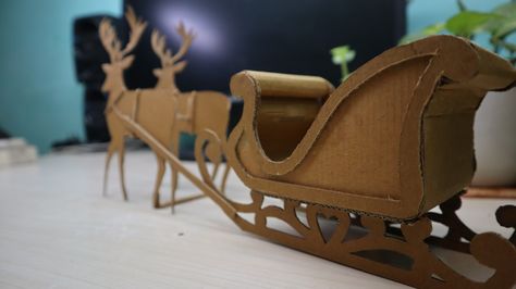 Reindeer and Sleigh How To Make A Christmas Sleigh, Cardboard Santa Sleigh, Cardboard Sleigh, Make Santa Claus, Reindeer Diy, Santa Claus Sleigh, Reindeer Sleigh, Cardboard Craft, Sleigh Christmas