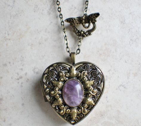 🎶 Unlock the beauty of love with our Amethyst Heart Shaped Music Box Locket! 💜 This stunning piece is now available for only $100.00. 💍 Perfect for music lovers and romantics alike. 💕 Get yours now and add a touch of elegance to your #OOTD. #JewelryGoals #LoveIsInTheAir #MusicBox #HeartLocket #Amethyst #ShopNow #LimitedStock #TreatYourself #GiftIdea #MustHave Shop Now https://bit.ly/3Q1NP3w Lavender Witch, Music Box Locket, Heart Shaped Locket, Toro Inoue, Amethyst Heart, Dope Jewelry, Funky Jewelry, Jewelry Lookbook, Heart Locket