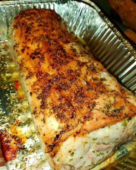 Garlic & Herb Boneless Pork Loin - Garlic & Olive Oil Veins Pork Chop Recipes In Oven, Boneless Pork Loin Recipes, Pork Loin Oven, Pork Loin Recipes Oven, Baked Pork Loin, Boneless Pork Loin Roast, Loin Recipes, Pork Loin Roast Recipes, Boneless Pork Loin