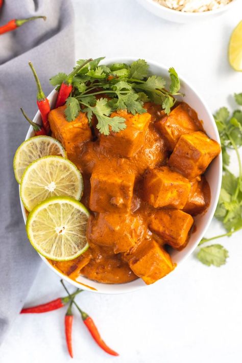 Air Fryer Curry Tofu Air Fryer Curry, Air Fryer Tofu, Curry Tofu, Tofu Curry, Crispy Tofu, Air Fryer Dinner Recipes, Cooking Temperatures, Fried Tofu, Bean Curd