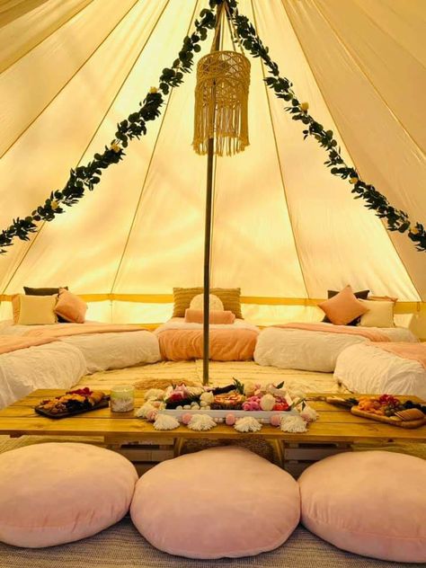 Glamping Birthday Party, Sleepover Room, Family Glamping, Boho Tent, Sleepover Tents, Birthday Sleepover Ideas, Tent Ideas, Glamping Birthday, Glamping Party