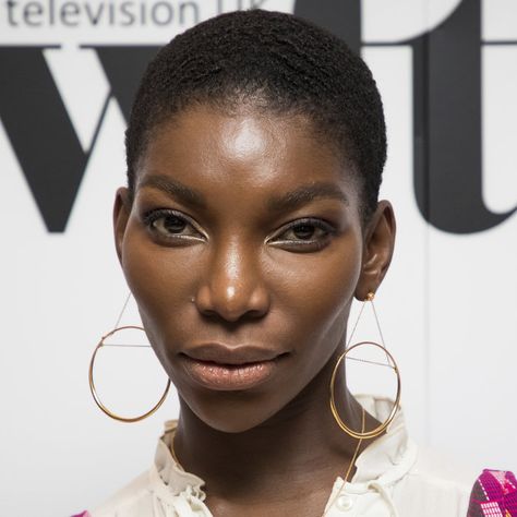 Michaela Coel, British Sitcoms, Shave Her Head, Meagan Good, Easy Everyday Hairstyles, Unique Faces, Latest Hairstyles, Interesting Faces, Short Hairstyles For Women