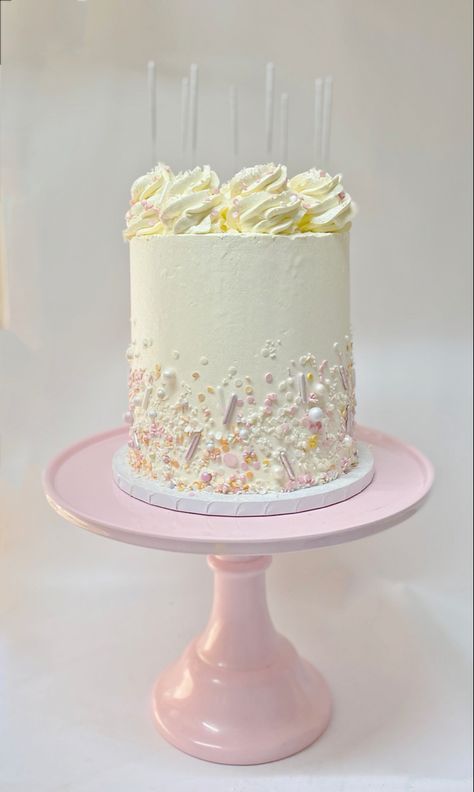 Baby Sprinkle Cake, Cake With Sprinkles, Pearl Cake, Confetti Cake, Sprinkle Baby Shower, Sprinkle Cake, Funfetti Cake, Easy Healthy Meal Prep, Gold Candles