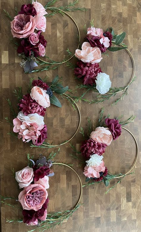 Bridesmaids Ring Circle Bouqets Bridesmaid Circle Bouquet, Bridesmaid Rings Bouquet, Circle Bouquet Bridesmaids, Circle Wedding Bouquet, Bridesmaid Bouquet Ring, Hoop Bouquet Bride, Ring Bouquet Bridesmaid, Bridesmade Bouquet, Bridemaid Flowers