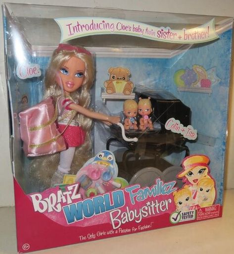 Dolls | Bratz 2009 — Lookin' Bratz — The Ultimate Bratz Fansite Bratz World Families, Lil Bratz, Bratz Cloe, Original Barbie Doll, Doll Angel, Brat Doll, Nostalgic Toys, Magic Hair, Vintage Dollhouse