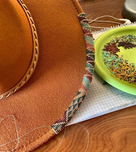 Hat Strap Diy, Beaded Fedora Hat Pattern, Fabric Hat Bands, Beaded Rim Hat, Diy Hat Accessories, Beaded Hat Brims, Diy Western Accessories, How To Make A Hat Band, Beaded Beach Hat