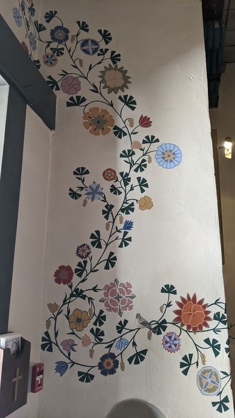 Whimsigoth Mural, Painted Wall Borders, Wall Murals Painted Diy, Room Decor Hippie, Flower Wall Painting, Playroom Mural, Painting Baseboards, Diy Mural, Colorful Room Decor