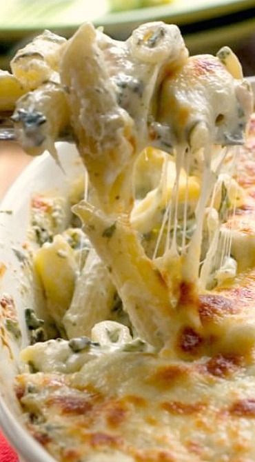 Cheesy Spinach Dip Chicken Pasta Spinach Dip Chicken, Cheesy Spinach Dip, Cheesy Spinach, Fettuccine Alfredo, Chicken Pasta Recipes, Spinach Dip, Spinach Stuffed Chicken, Spaghetti Squash, Chicken Pasta