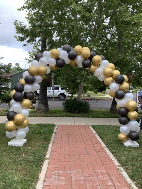 Balloon Arch Entrance, Arch Doorway, Grad Party Decorations, Balloon Arch, Grad Parties, Balloon Garland, Balloons, Party Decorations