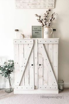 Turn your old bookcase into a farmhouse style cabinet with wood pallet repurposed project. Make cabinet doors on a budget. #diy #pallets #cabinetdoors Pallet Cabinet Doors, Cabinet Door Ideas, Wood Cornice, Diy Cupboards, Painting Laminate Furniture, Pallet Cabinet, Painting Laminate, Pallet Shed, Old Bookcase