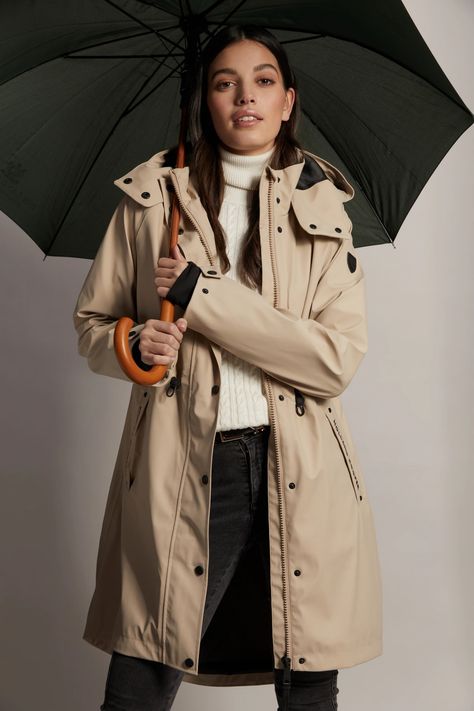 Holland Cooper | Chartwell Stone Rain Parka | Autumn • Winter Fashion Parka Outfit, Waterproof Winter Coat, Scandi Fashion, Rain Parka, Raincoat Outfit, Winter Coat Outfits, Holland Cooper, Roll Neck Top, Parka Women