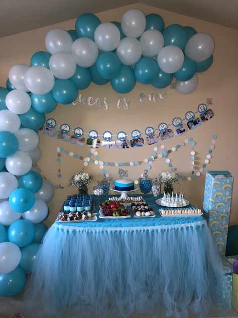 1st Birthday for boy table decorations Simple Birthday Decorations At Home, Diy 1st Birthday Decorations, Cake Table Decorations Birthday, First Birthday Decorations Boy, Birthday Decoration Items, Birthday Decoration Ideas, Boys Birthday Party Decorations, Birthday Decorations At Home, Cake Table Birthday