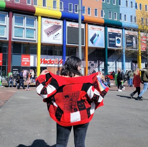 Louis Core, Cardigan Pattern, Sweater Pattern, Crochet Cardigan, Diy Crochet, Louis Tomlinson, World Tour, Crochet Clothes, Photo Book