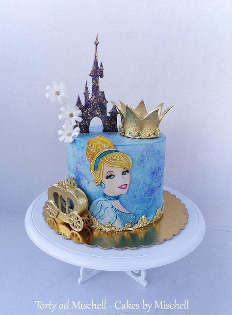 Cinderella - cake by Mischell - CakesDecor Cinderella Cake Designs, Cinderella Birthday Cake, Disney Princess Birthday Cakes, Cinderella Theme, Cinderella Birthday Party, Disney Princess Cake, Disney Birthday Cakes, Cinderella Cake, Princess Birthday Cake