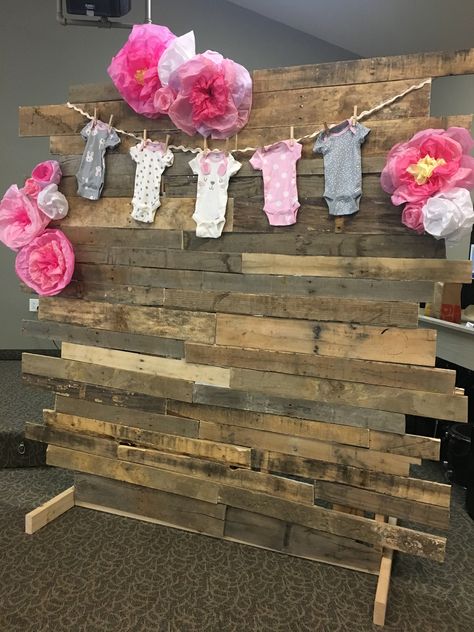 Photo Booth Baby Shower Ideas, Baby Shower Picture Backdrop, Baby Shower Photo Backdrop, Crib Ideas, Fall Baby Shower Themes, Charlotte Baby, Baby Shower Party Themes, Baby Shower Pictures, Baby Brunch