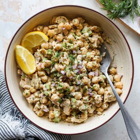 10 Minute Chickpea Tuna Salad Jackfruit Salad, Salad Chickpeas, Vegan Tuna Salad, Creamy Chipotle Dressing, Chickpeas Salad, Dishing Out Health, Dill Salad, Vegan Tuna, Chickpea Tuna Salad