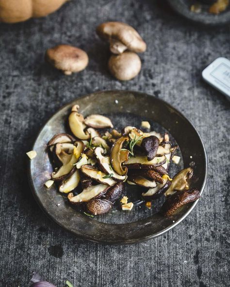 easy sautéed mushrooms: chanterelle, shiitake, or cremini Holiday Mushrooms, Mushrooms Chanterelle, Chanterelle Mushrooms, Recipe Thanksgiving, Sautéed Mushrooms, Delicious Veggies, Gluten Free Sides, Shiitake Mushrooms, Sauteed Mushrooms