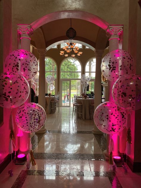 Sweet 16 Entryway Ideas, Entry Party Decor Entrance, Birthday Party Door Decorations Entrance, Barbie Entrance Decor, Party Door Decoration Entrance Entryway, Birthday Party Entrance Decoration, Balloon Entrance Decor, Birthday Entrance Decor, Party Entrance Decoration