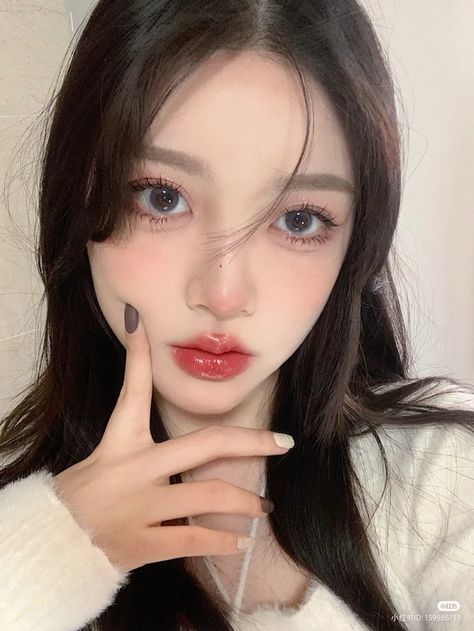 𝐒𝐚𝐯𝐞=𝐅𝐨𝐥𝐥𝐨𝐰 ❣︎ Simple Makeup Natural, Medium Long Haircuts, Korean Makeup Look, Png Girl, Hairstyle Short, Ulzzang Makeup, Medium Length Haircut, Uzzlang Girl, Baddie Makeup