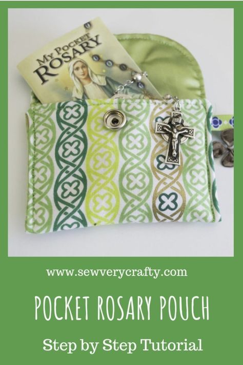 St. Patrick's Padded Pocket Rosary Pouch - Sew Very Crafty Rosary Pouch, Rosary Case, Pocket Rosary, Course Ideas, Holiday Sewing, Pouch Sewing, Sewing Courses, Basic Sewing, Pouch Tutorial