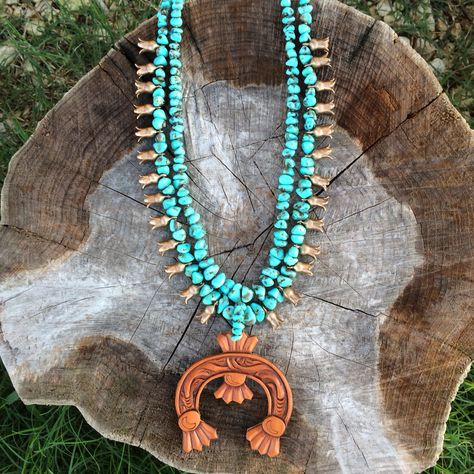 Tooled Leather Necklace, Fork Jewelry, Bling Ideas, Diy Leather Earrings, Western Purses, Country Jewelry, Leather Tooling Patterns, Bullet Jewelry, Cowgirl Jewelry