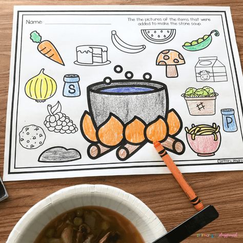 literacy snack idea soup + free printable -Stone Soup Soup Theme Preschool, Stone Soup Craft Preschool, Stone Soup Activities Kindergarten, Stone Soup Craft, Stone Soup Activities Preschool, Stone Soup Activities, Stone Soup Recipe, Prek Thanksgiving, Primary Playground